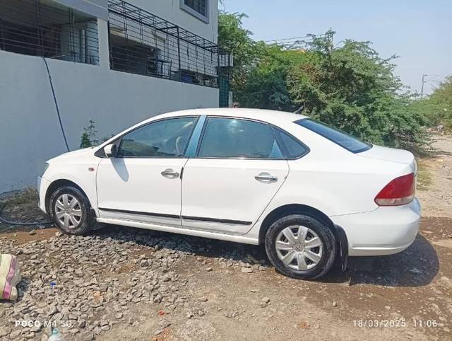 https://images10.gaadi.com/usedcar_image/4598493/original/processed_50e532b5-23ca-4b17-8011-a2a7e220cae3.jpg?imwidth=6401
