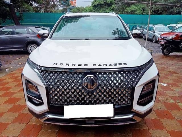 https://images10.gaadi.com/usedcar_image/4598500/original/processed_9a333e2d96feb37f67eb7c033780fac7.jpeg?imwidth=6402