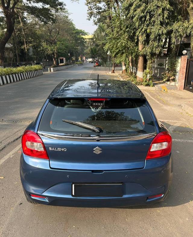 https://images10.gaadi.com/usedcar_image/4598512/original/processed_dcab162b7879c13c899c42454b826554.jpeg?imwidth=6402