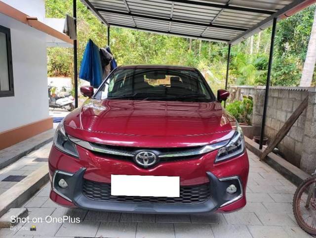 https://images10.gaadi.com/usedcar_image/4598520/original/processed_f0d076ea-5171-474c-833e-2655d7d104bd.jpg?imwidth=6400