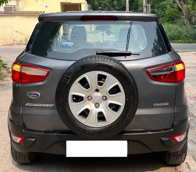 https://images10.gaadi.com/usedcar_image/4598526/original/processed_d665dff7-66b4-424f-880e-b6edbabb14f7.jpg?imwidth=6402