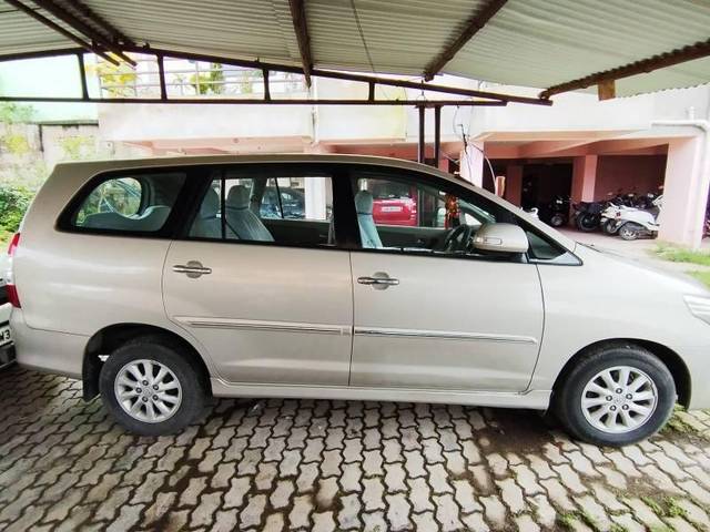 https://images10.gaadi.com/usedcar_image/4598534/original/processed_14be0073-1260-4615-bbbf-8521f787f005.jpg?imwidth=6401