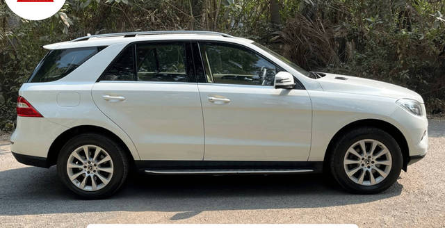 https://images10.gaadi.com/usedcar_image/4598536/original/processed_95deb3f9e08c4fa1f3d942493a9de955.png?imwidth=6401