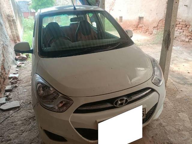 https://images10.gaadi.com/usedcar_image/4598547/original/processed_bafc6ae3-c40e-44ec-a2eb-0d7149a8ae66.jpg?imwidth=6400