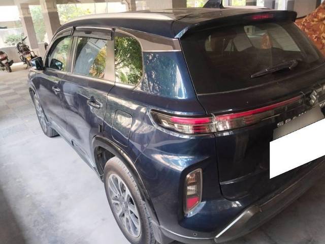 https://images10.gaadi.com/usedcar_image/4598564/original/processed_8f9b0c65-529b-41dd-bbdd-4f57b2b0b0dc.jpg?imwidth=6401