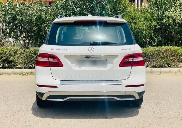 https://images10.gaadi.com/usedcar_image/4598571/original/processed_95a4f20247859bd0653172fb27742384.jpg?imwidth=6401