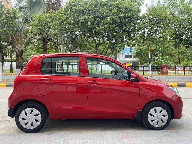 https://images10.gaadi.com/usedcar_image/4598587/original/f7fdf411c2c435b765d418c31ee4f003.jpg?imwidth=6401