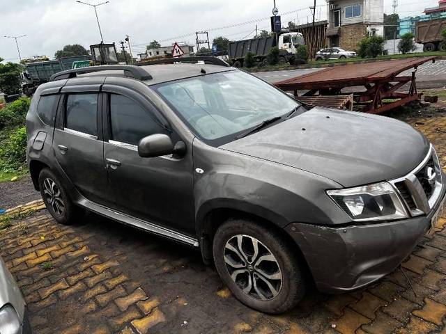 https://images10.gaadi.com/usedcar_image/4598607/original/processed_78ee4d8c-fc01-4ab0-90b2-29209fc3dd9f.jpeg?imwidth=6401