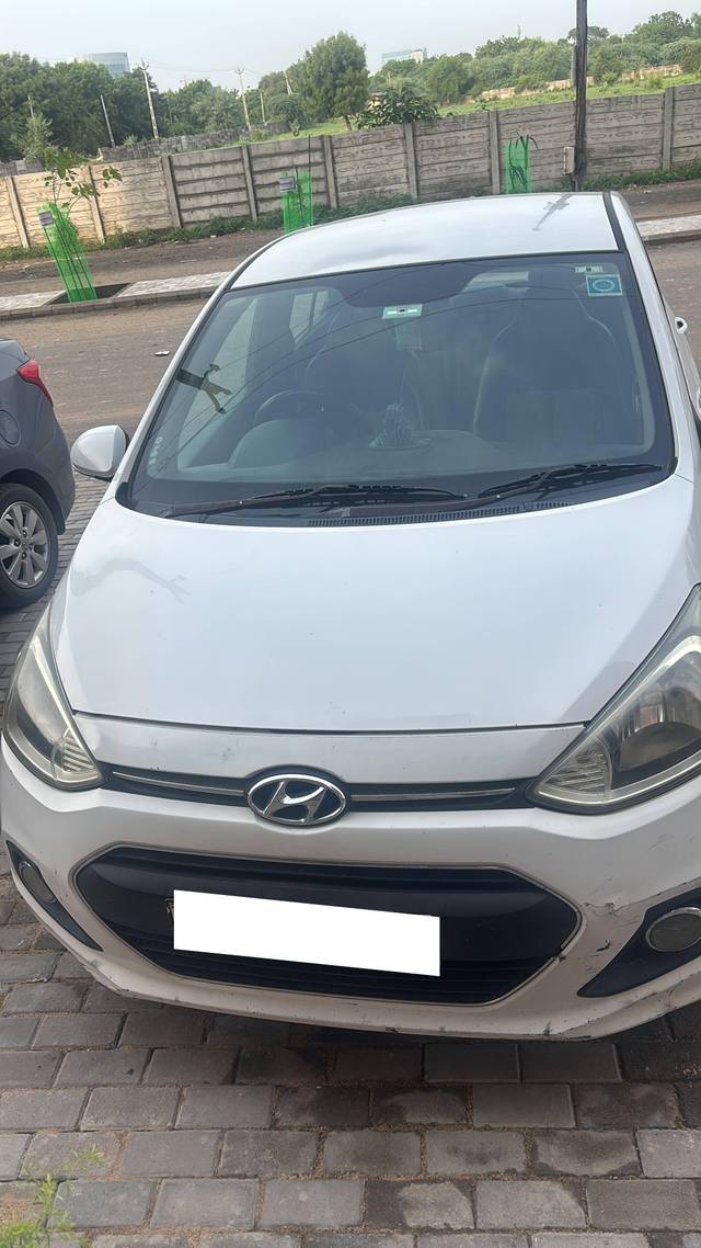 https://images10.gaadi.com/usedcar_image/4598636/original/processed_29b1fa58-1a23-43b3-b818-de7d3cfa0800.jpg?imwidth=6400