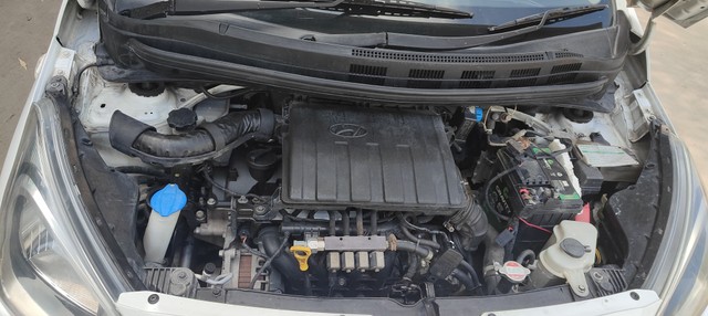 Second-hand 2018 Hyundai Xcent 1.2 VTVT S for sale in Rajkot-5