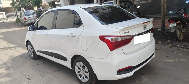 Second-hand 2018 Hyundai Xcent 1.2 VTVT S for sale in Rajkot-7