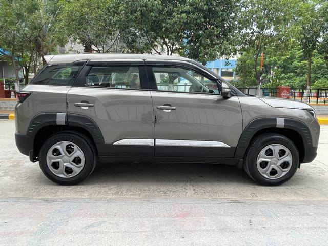 https://images10.gaadi.com/usedcar_image/4598645/original/processed_218302683695ff5a959fc76d5d54a84c.jpg?imwidth=6401