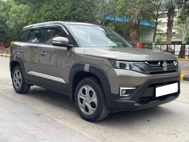 https://images10.gaadi.com/usedcar_image/4598645/original/processed_927ddc1a0ef69aced56e8e26d7123966.jpg?imwidth=6400