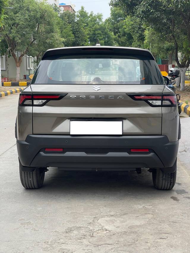 https://images10.gaadi.com/usedcar_image/4598645/original/processed_db151a8c476f4e76fa9998d2a0cf829a.jpg?imwidth=6402