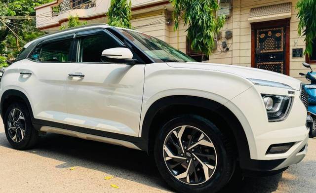 https://images10.gaadi.com/usedcar_image/4598649/original/processed_70cc7a964e26c76a82779265539f5404.jpg?imwidth=6400