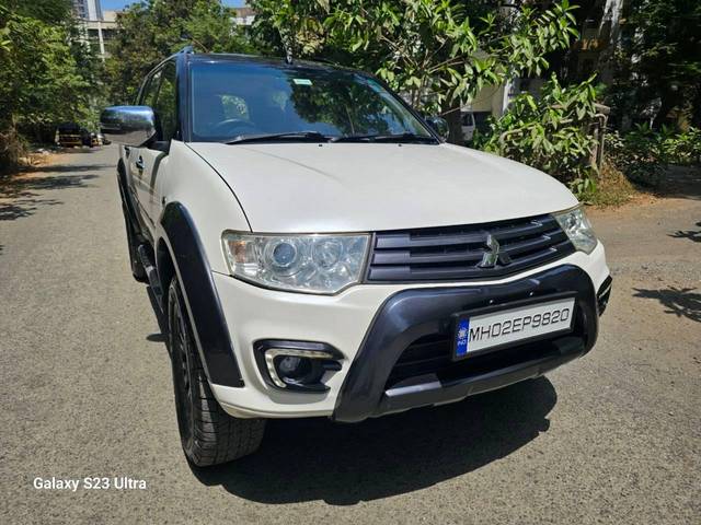 https://images10.gaadi.com/usedcar_image/4598659/original/processed_5829218dea44b27ae3ad94564da754f6.jpg?imwidth=6400