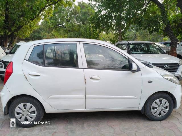 https://images10.gaadi.com/usedcar_image/4598662/original/processed_7abf1fe6ba7b4c54dfeee7dc48c507b7.jpg?imwidth=6401