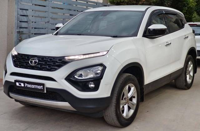 https://images10.gaadi.com/usedcar_image/4598670/original/processed_869e052bd3ca4f325a628e9301a87f7b.jpeg?imwidth=6401