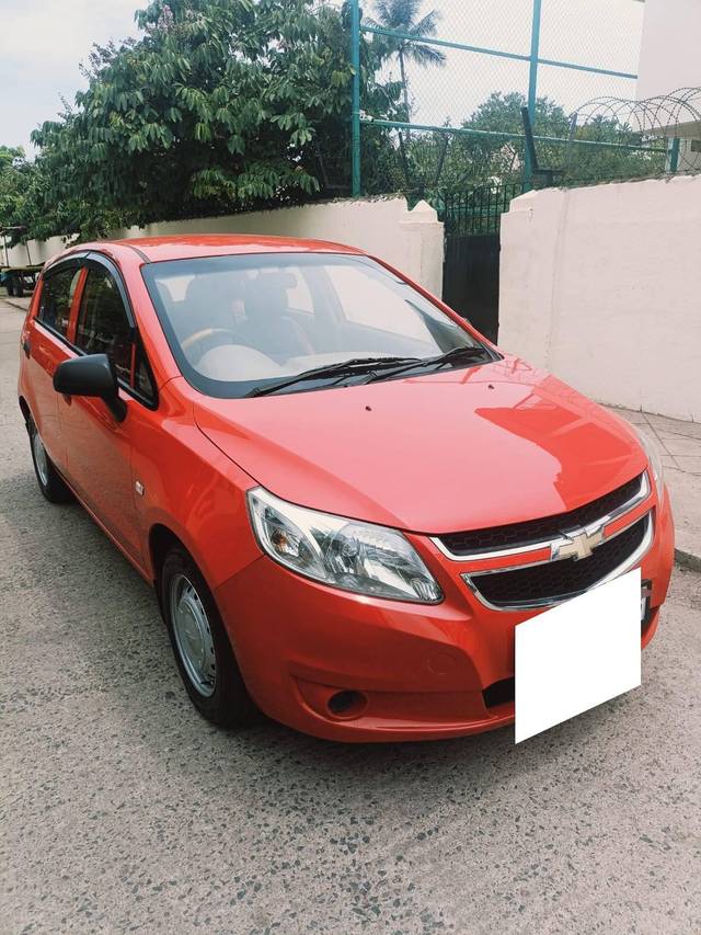 https://images10.gaadi.com/usedcar_image/4598672/original/processed_5fe2b65f003eada358864a1198e2ee5d.jpg?imwidth=6400
