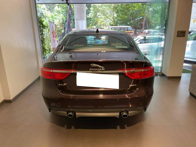 https://images10.gaadi.com/usedcar_image/4598677/original/processed_762b2740a2999171c7a3e867be62f572.jpeg?imwidth=6402