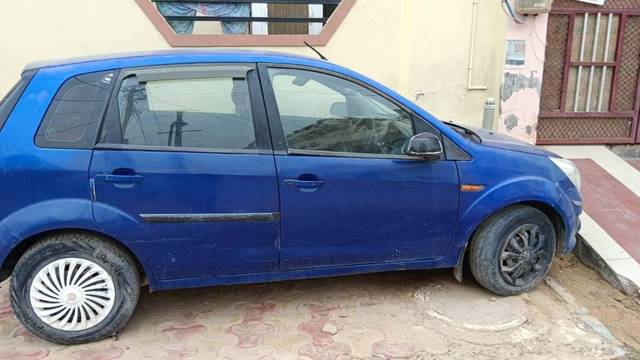 https://images10.gaadi.com/usedcar_image/4598688/original/processed_f5b344de-1c93-4826-b7d6-c0bc5e823cbb.jpg?imwidth=6400