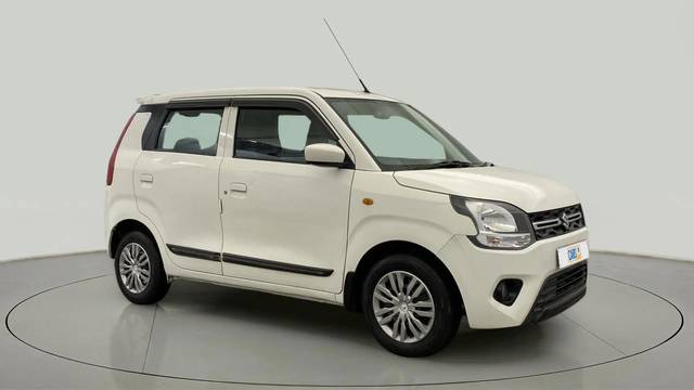 https://images10.gaadi.com/usedcar_image/4598698/original/cecb3b3627ab0d407c9407640cf39ca4.jpg?imwidth=6400