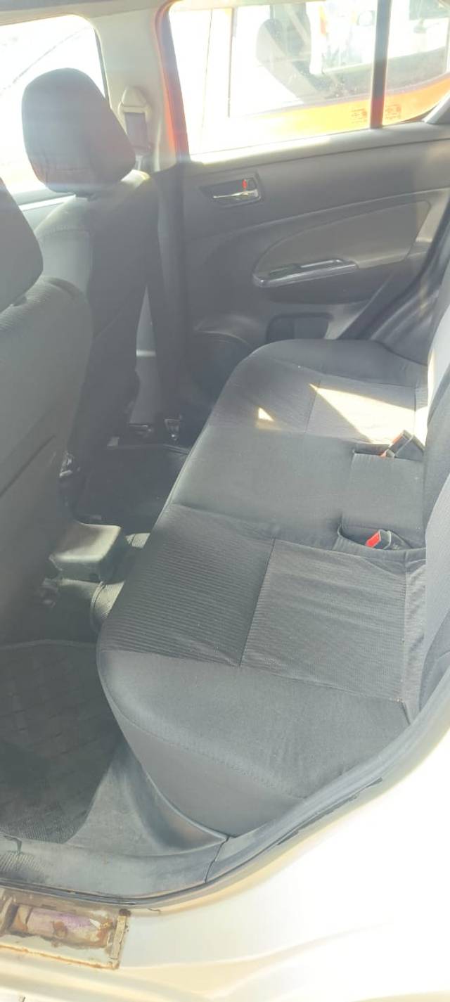 https://images10.gaadi.com/usedcar_image/4598703/original/b0714e9003ff3d17871d2aafe18fcb8a.jpeg?imwidth=6401