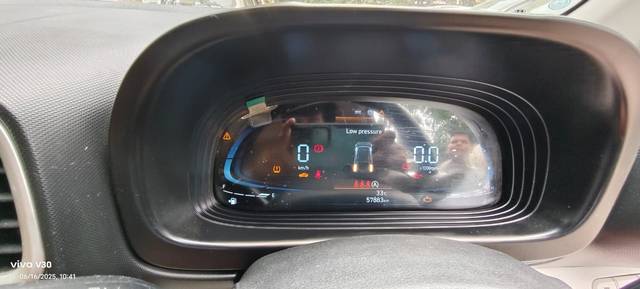 https://images10.gaadi.com/usedcar_image/4598707/original/2956bca7ee849fa48249d19a874772de.jpg?imwidth=6402
