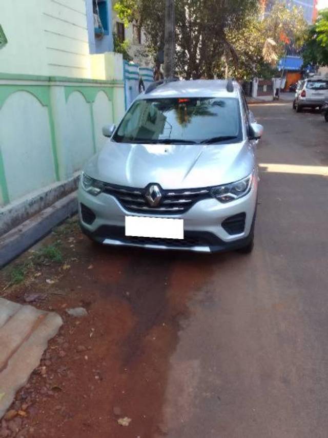 https://images10.gaadi.com/usedcar_image/4598709/original/processed_ad47630c-7750-4710-af5d-4156c360a472.jpg?imwidth=6402