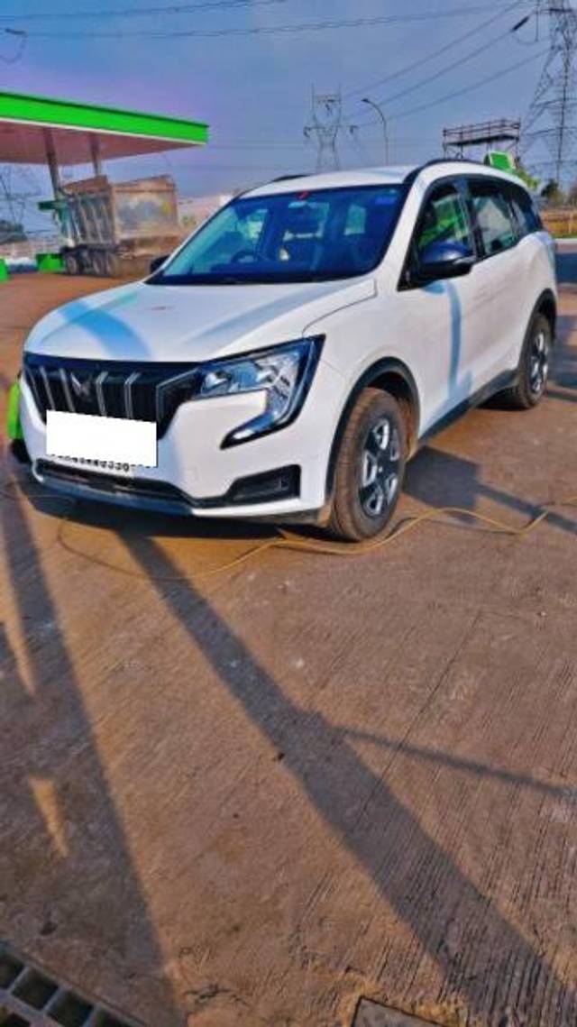 https://images10.gaadi.com/usedcar_image/4598716/original/processed_df54fc86-5b4d-45f7-b3e9-6cb82e2b8aa3.jpg?imwidth=6400