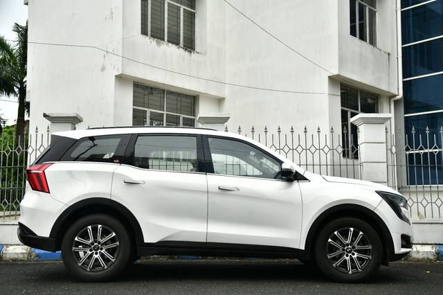 https://images10.gaadi.com/usedcar_image/4598723/original/73d76071370b50569611a09670f5de57.jpg?imwidth=6401