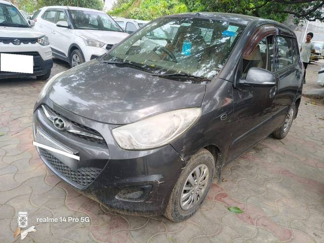 https://images10.gaadi.com/usedcar_image/4598734/original/processed_78646f17ca8c81eec06d2f003f450bab.jpg?imwidth=6401