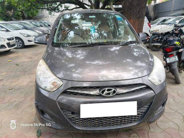 https://images10.gaadi.com/usedcar_image/4598734/original/processed_f401b677c1642213e1bde2a98598c197.jpg?imwidth=6402