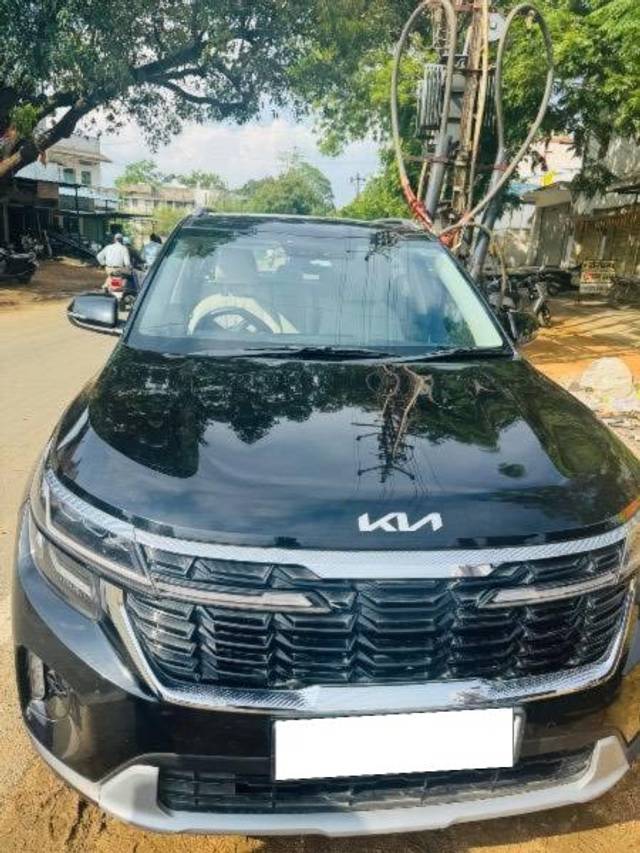 https://images10.gaadi.com/usedcar_image/4598735/original/processed_65777d44-0d8a-481c-8eaa-d85d42469276.jpeg?imwidth=6400