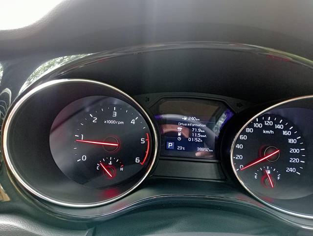 https://images10.gaadi.com/usedcar_image/4598784/original/ecbe381a-48e6-4a77-8e36-cfb5f25c86a9.jpg?imwidth=6402