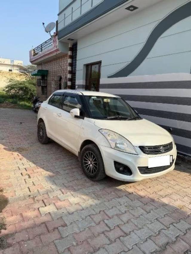 https://images10.gaadi.com/usedcar_image/4598799/original/processed_6de410e0-2288-47fe-a785-5de6b4d99aa3.jpeg?imwidth=6400