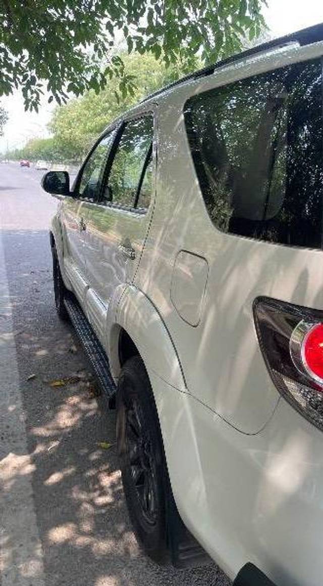 https://images10.gaadi.com/usedcar_image/4598803/original/processed_0825f9f7-7194-4070-b8cf-f4a7e1ba3128.jpeg?imwidth=6400