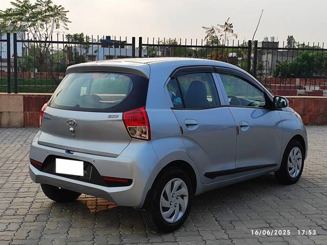 https://images10.gaadi.com/usedcar_image/4598813/original/processed_0da0955de9741f076cda42aa3df212b4.jpeg?imwidth=6401