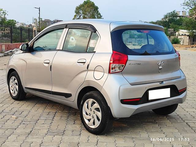 https://images10.gaadi.com/usedcar_image/4598813/original/processed_777f159d6979d846ca0b25dedd0b082d.jpeg?imwidth=6402