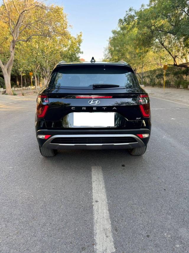 https://images10.gaadi.com/usedcar_image/4598824/original/processed_a1cc66139c0243462eba43c8f202df49.jpg?imwidth=6401