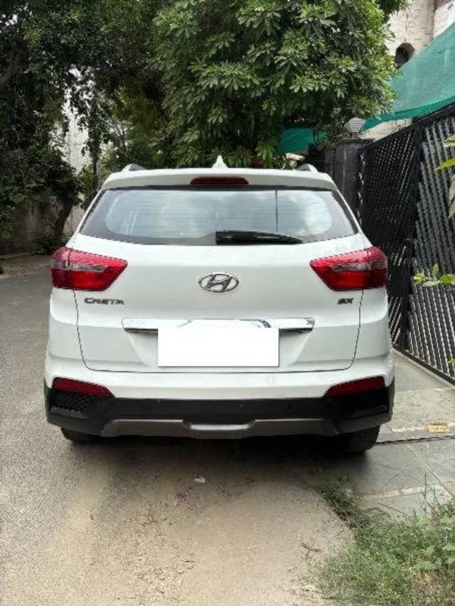 https://images10.gaadi.com/usedcar_image/4598843/original/processed_37c01405-c02b-4a6c-88ea-c451238d526b.jpg?imwidth=6401