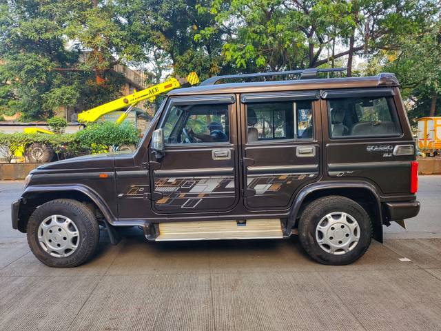 https://images10.gaadi.com/usedcar_image/4598851/original/processed_57e7cb6ef1297df78a8bb0673a9ce231.jpeg?imwidth=6402