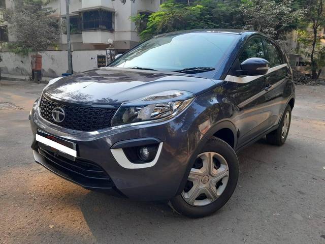 https://images10.gaadi.com/usedcar_image/4598864/original/processed_d8d595cbfd8a94a7babadf54dbcebdcf.jpeg?imwidth=6400