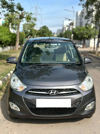 Second-hand 2012 Hyundai i10 Asta for sale in Chandigarh