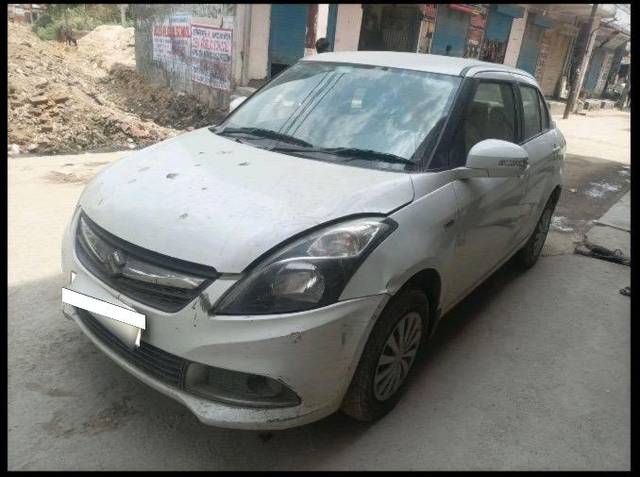 https://images10.gaadi.com/usedcar_image/4598877/original/processed_5800a8e8-c3b5-4cba-b009-e048f9e17c00.jpeg?imwidth=6402