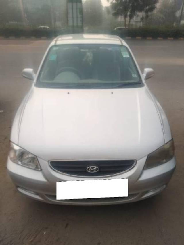 https://images10.gaadi.com/usedcar_image/4598881/original/processed_1be138d1-7af1-4448-a8d7-8d3ba72dda2e.jpg?imwidth=6400