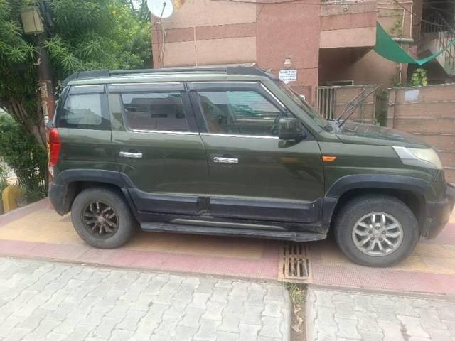 https://images10.gaadi.com/usedcar_image/4598883/original/processed_33b6ade2-7a91-423d-bf90-179a9253745d.jpg?imwidth=6401