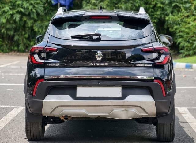 https://images10.gaadi.com/usedcar_image/4598887/original/processed_6445b455-b110-4460-b6f2-196bc7cbb359.jpg?imwidth=6402