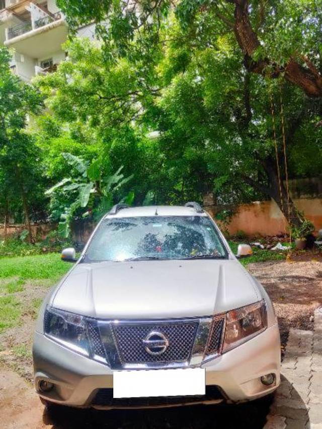 https://images10.gaadi.com/usedcar_image/4598893/original/processed_504c99ef-40b6-44c2-83b7-e1247db44c1e.jpg?imwidth=6402