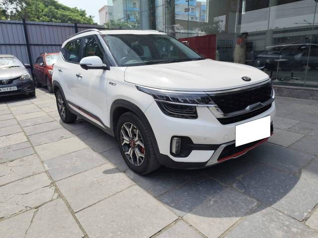https://images10.gaadi.com/usedcar_image/4598895/original/processed_b2048592525cc3646ac5423bcdcb3aa3.jpg?imwidth=6400